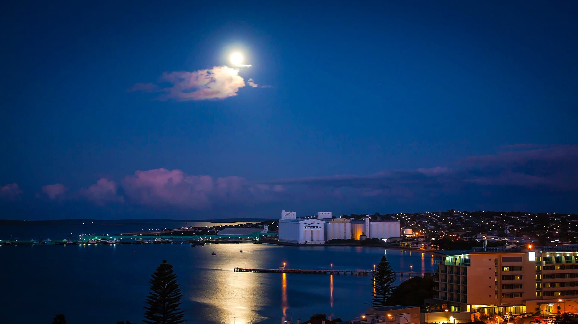 Full moon over Boston Bay at Port Lincoln